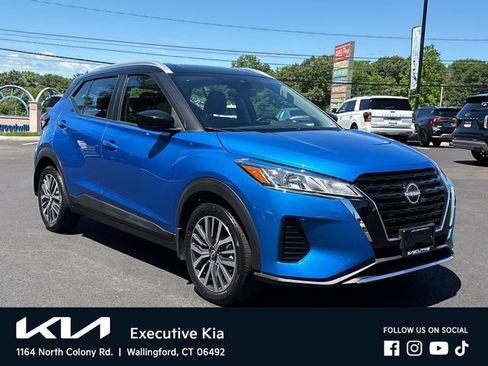 Used 2023 Nissan Kicks SV FWD image 5