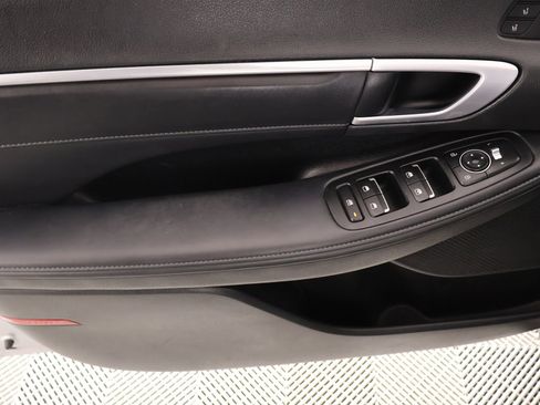 Used 2021 Hyundai Sonata Limited image 15