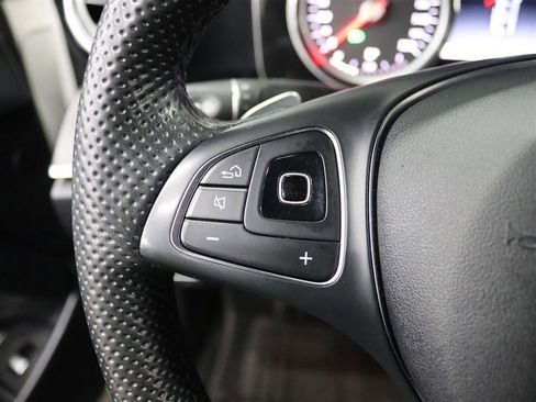 Used 2018 Mercedes-Benz E 300 4MATIC image 31