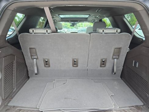 Used 2023 GMC Yukon SLT w/ Max Trailering Package AWD/4WD image 41