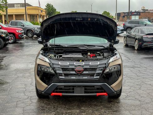 Used 2025 Nissan Rogue SV w/ Rock Creek Premium Package AWD/4WD image 28