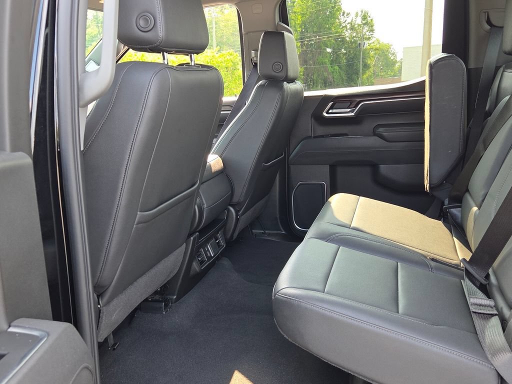 Certified 2026 GMC Sierra 1500 SLT AWD/4WD image 5