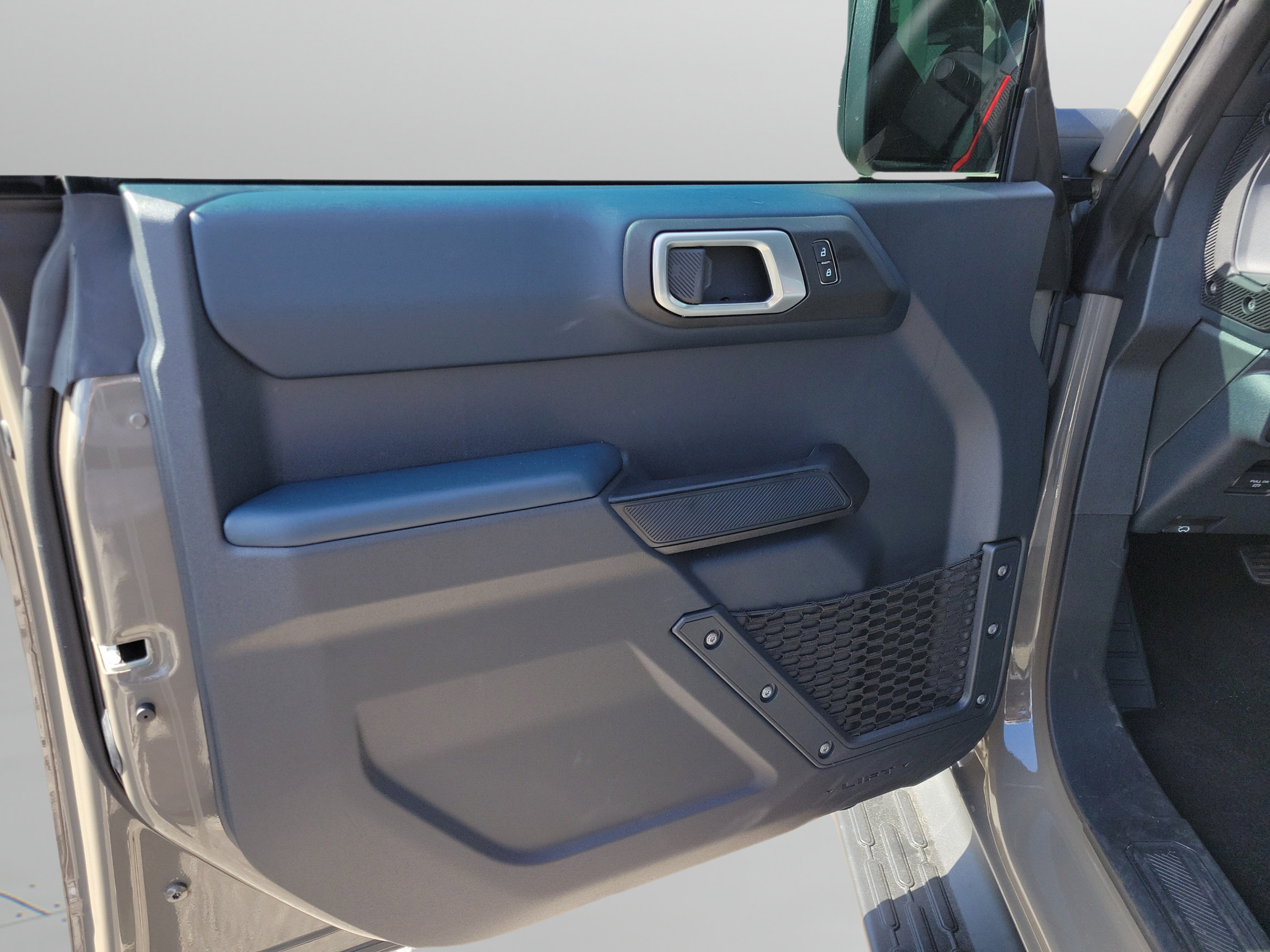 New 2026 Ford Bronco Heritage Edition AWD/4WD image 14