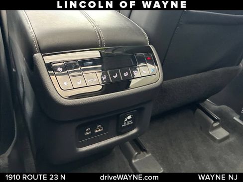 Used 2022 INFINITI QX60 Sensory w/ Cargo Package AWD/4WD image 27