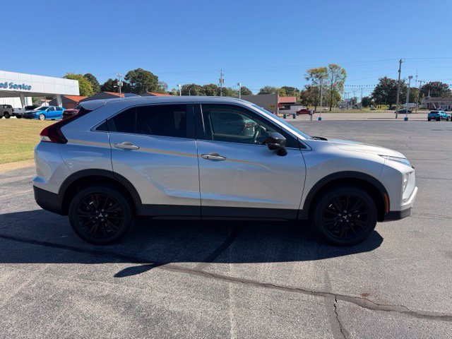 Used 2024 Mitsubishi Eclipse Cross LE AWD/4WD image 17