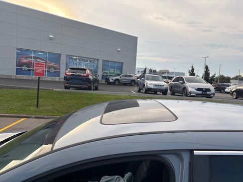 Used 2022 Honda CR-V EX image 6