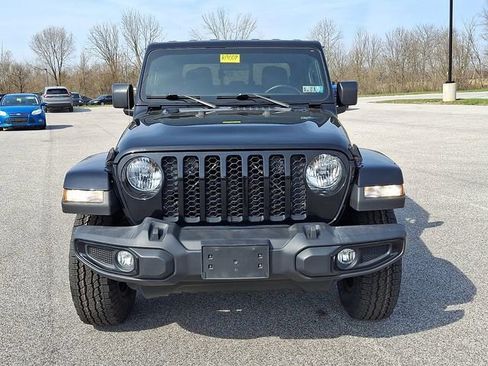 Used 2022 Jeep Gladiator Sport AWD/4WD image 5