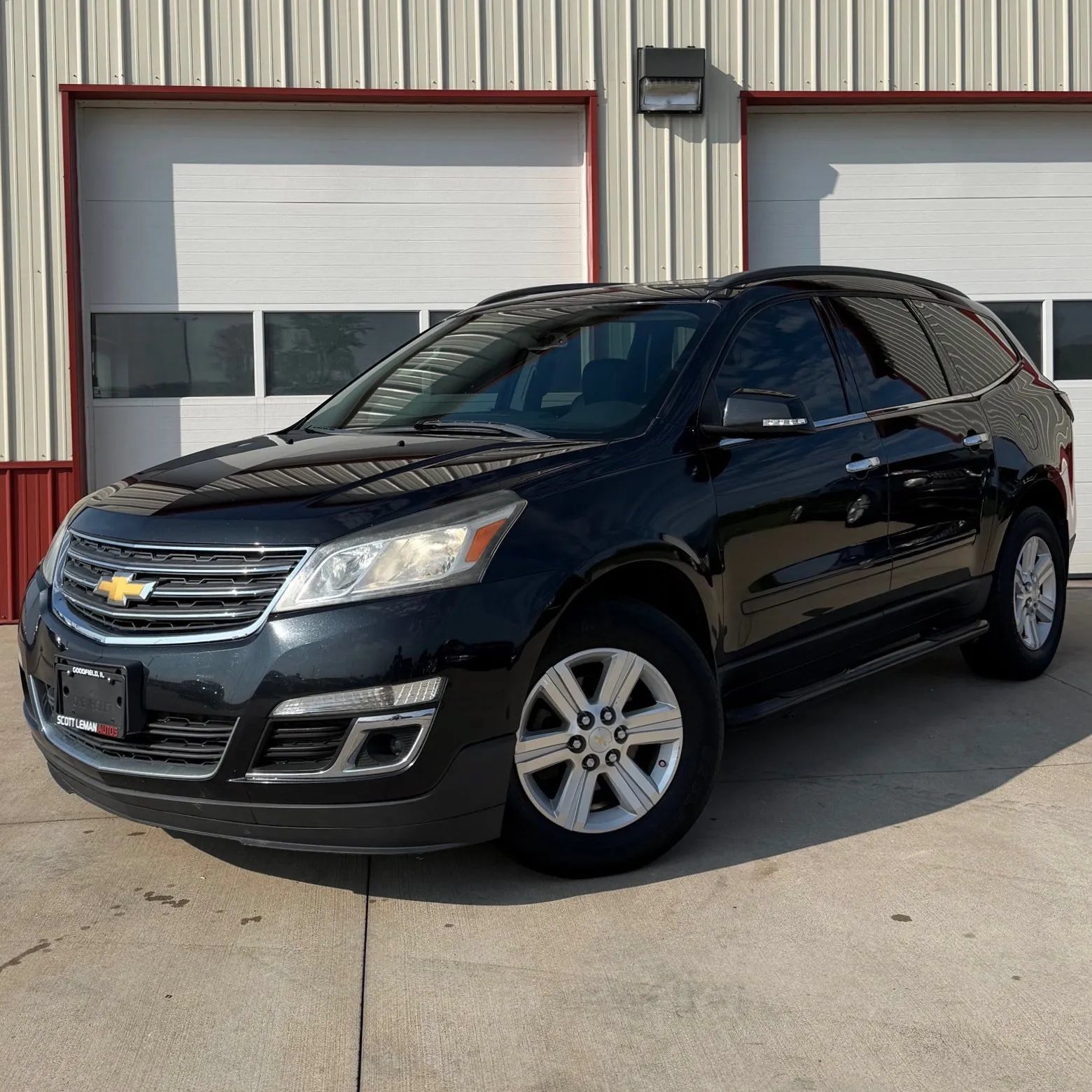 Used 2014 Chevrolet Traverse LT FWD image 3