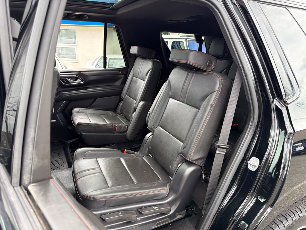 Used 2022 Chevrolet Tahoe RST w/ Luxury Package AWD/4WD image 40