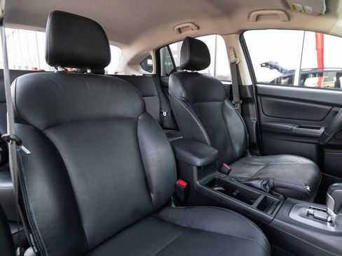 Used 2013 Subaru Crosstrek 2.0i Limited image 16