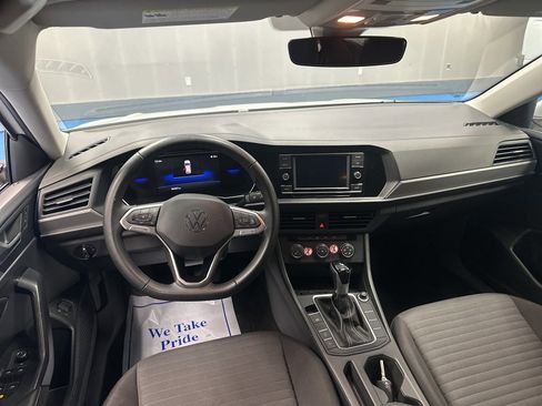 Used 2024 Volkswagen Jetta S image 19