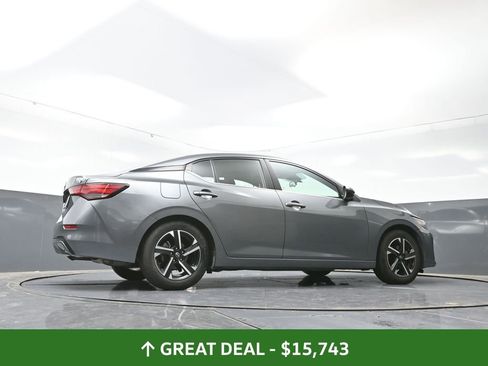 Used 2024 Nissan Sentra SV image 49