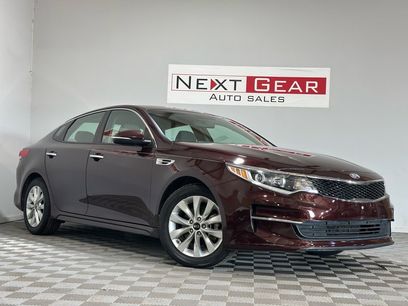 Used 2018 Kia Optima LX w/ 17" Alloy Wheels Package
