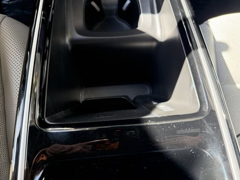 Used 2024 Volkswagen ID.4 Pro S image 24