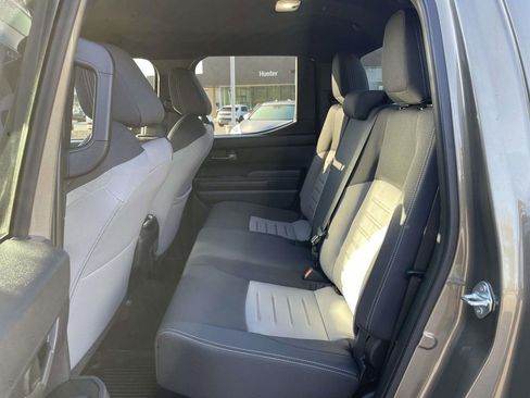 Used 2025 Toyota Tacoma TRD Off-Road AWD/4WD image 4