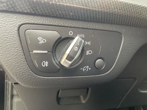 Used 2018 Audi SQ5 Premium Plus image 10