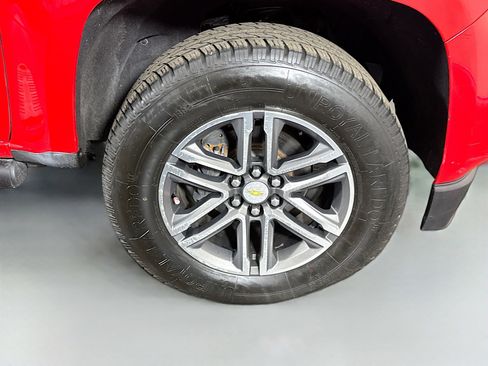 Used 2019 Chevrolet Colorado W/T w/ Custom Special Edition image 30