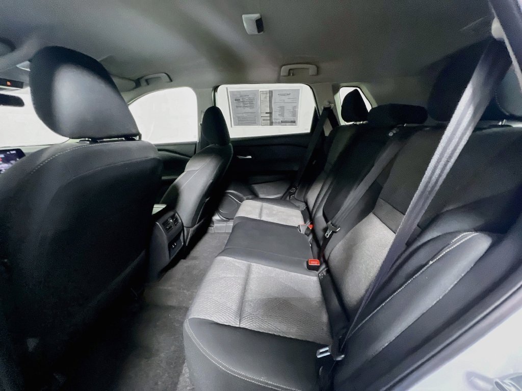 Used 2024 Nissan Rogue SV AWD/4WD image 27