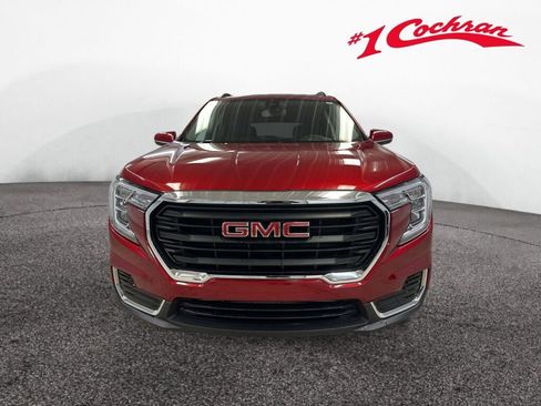 Certified 2023 GMC Terrain SLE w/ Driver Convenience Package image 34