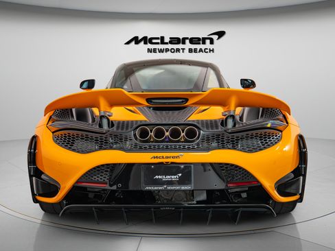 Used 2021 McLaren 765LT RWD image 5