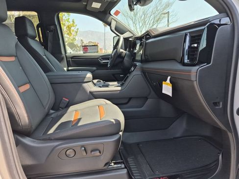 New 2026 GMC Sierra 2500 AT4 w/ AT4 Premium Plus Package AWD/4WD image 25