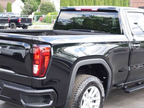 Used 2023 GMC Sierra 1500 Pro w/ Pro Value Package AWD/4WD image 12