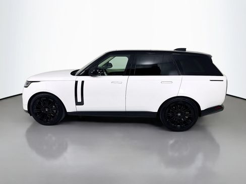 Used 2024 Land Rover Range Rover SE AWD/4WD image 4