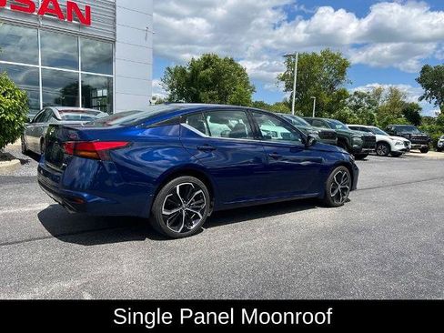 Certified 2024 Nissan Altima 2.5 SR w/ SR Premium Package AWD/4WD image 16