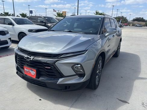 Used 2024 Chevrolet Blazer RS w/ Driver Confidence II Package image 3