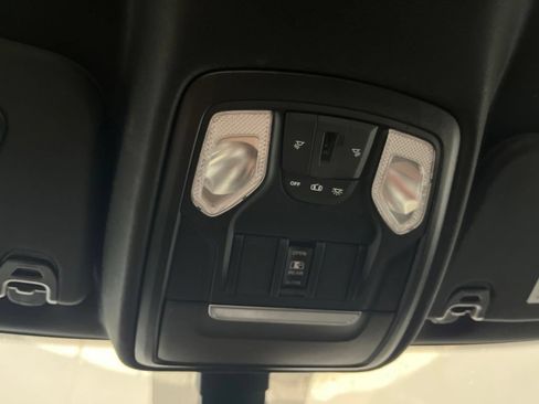 Used 2019 RAM 1500 Big Horn AWD/4WD image 78
