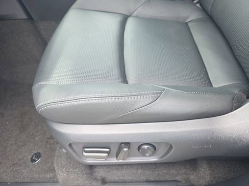 New 2026 Toyota 4Runner Limited AWD/4WD image 13