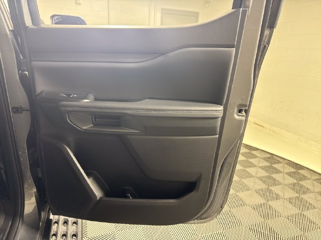 Used 2025 Ford Ranger Raptor AWD/4WD image 17