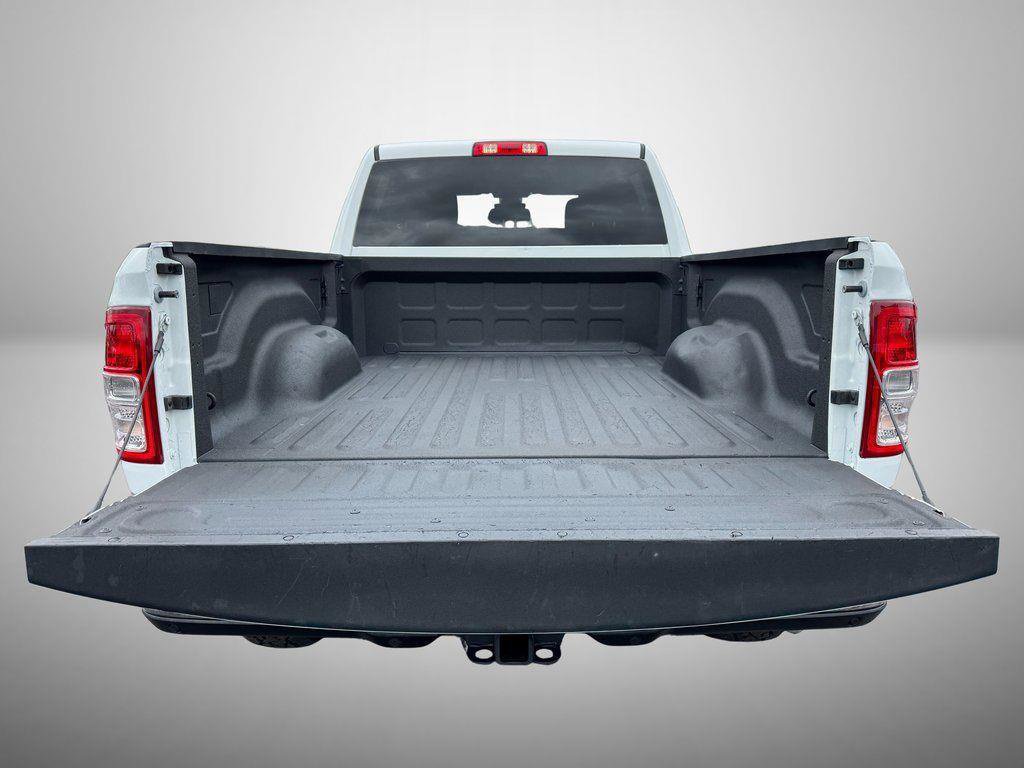 Used 2024 RAM 2500 Big Horn w/ Off Road Package AWD/4WD image 8