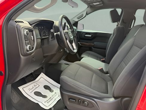 Used 2021 GMC Sierra 1500 Elevation AWD/4WD image 9
