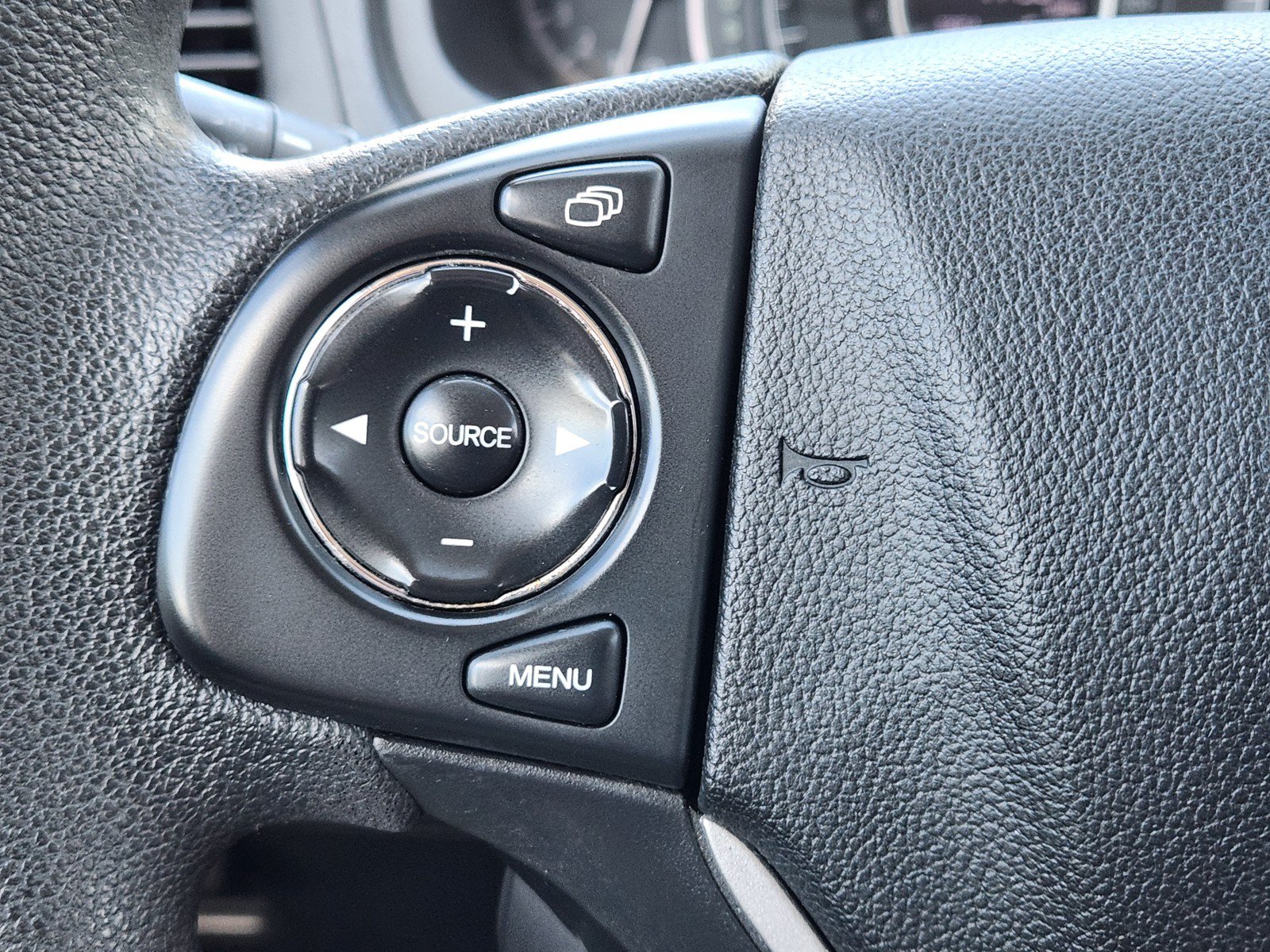 Used 2015 Honda CR-V EX image 22