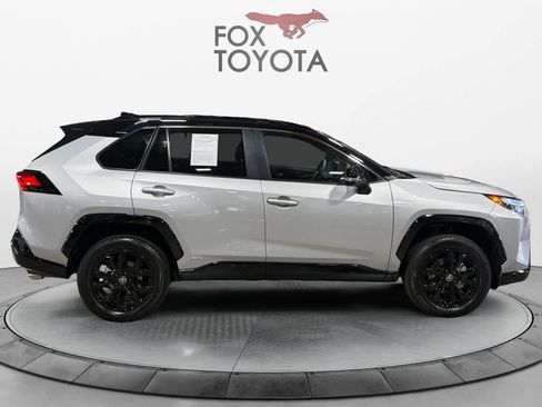 Used 2024 Toyota RAV4 XSE w/ Weather Package AWD/4WD image 7