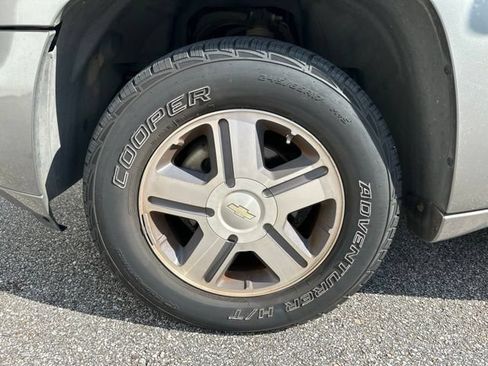 Used 2007 Chevrolet TrailBlazer LT w/ LT Preferred Equipment Group AWD/4WD image 9
