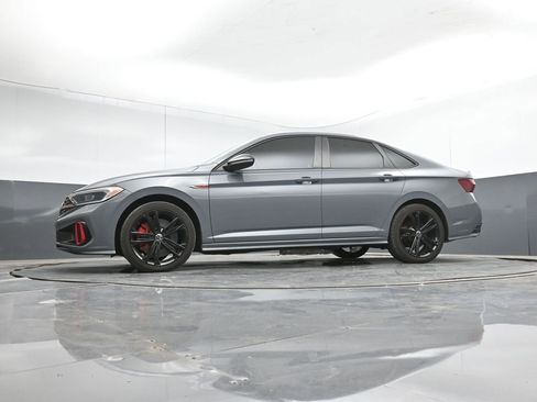 Used 2022 Volkswagen Jetta GLI Autobahn FWD image 41