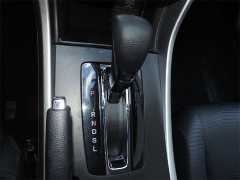 Used 2015 Honda Accord LX image 18