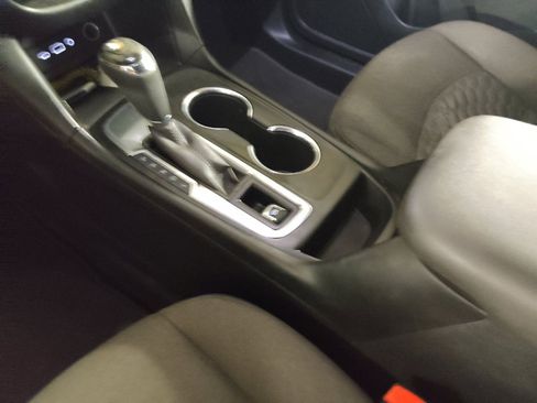 Used 2019 Chevrolet Equinox LT FWD image 26