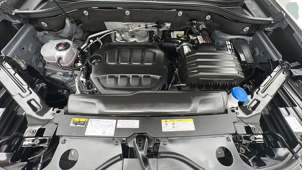 Used 2025 Volkswagen Atlas SE AWD/4WD image 19