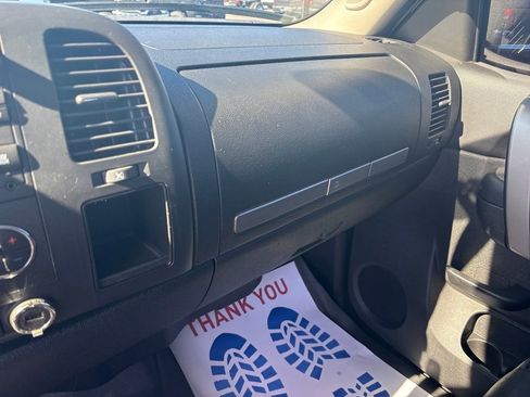 Used 2010 GMC Sierra 2500 SLE w/ SLE Preferred Package AWD/4WD image 28