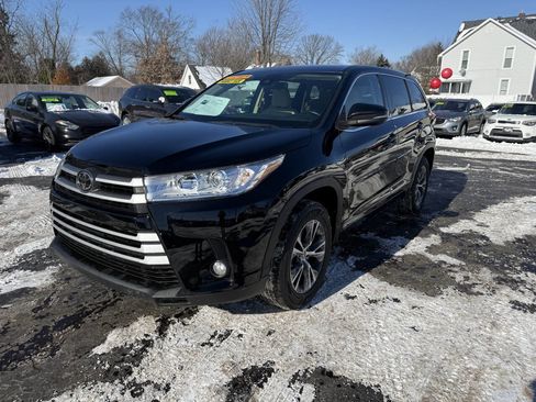 Used 2018 Toyota Highlander Plus image 5