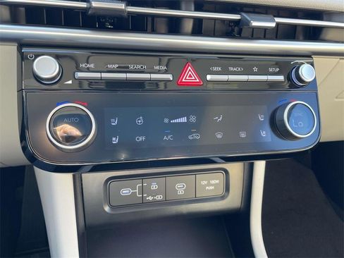 New 2026 Hyundai Tucson Limited image 32