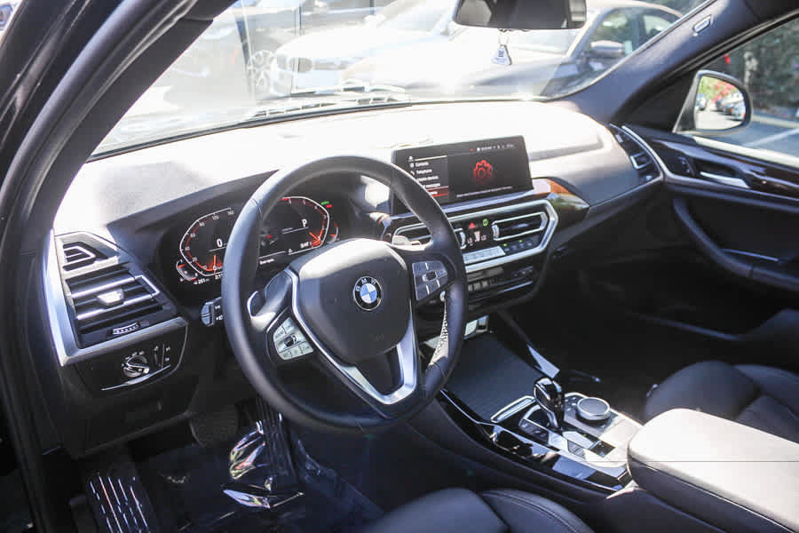 Used 2024 BMW X3 sDrive30i w/ Convenience Package RWD image 25