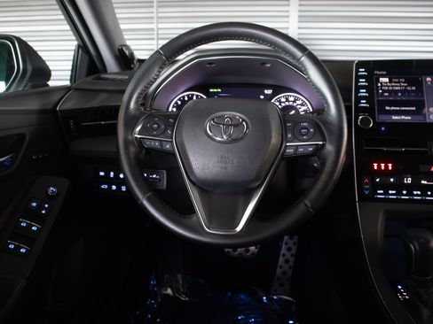 Used 2021 Toyota Avalon Touring w/ Advanced Safety Package FWD image 18
