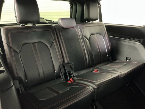 Used 2022 Ford Expedition Max Limited AWD/4WD image 18