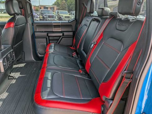 Used 2019 Ford F150 Lariat w/ Equipment Group 502A Luxury AWD/4WD image 13