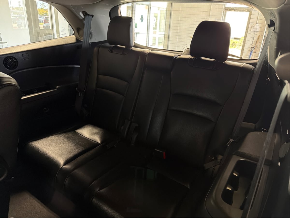 Used 2020 Honda Pilot Touring image 29