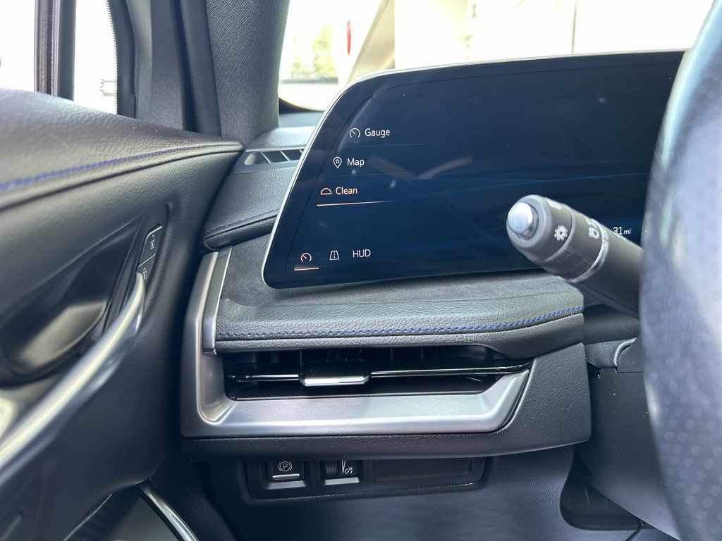 Certified 2024 Cadillac XT4 Sport AWD/4WD image 28